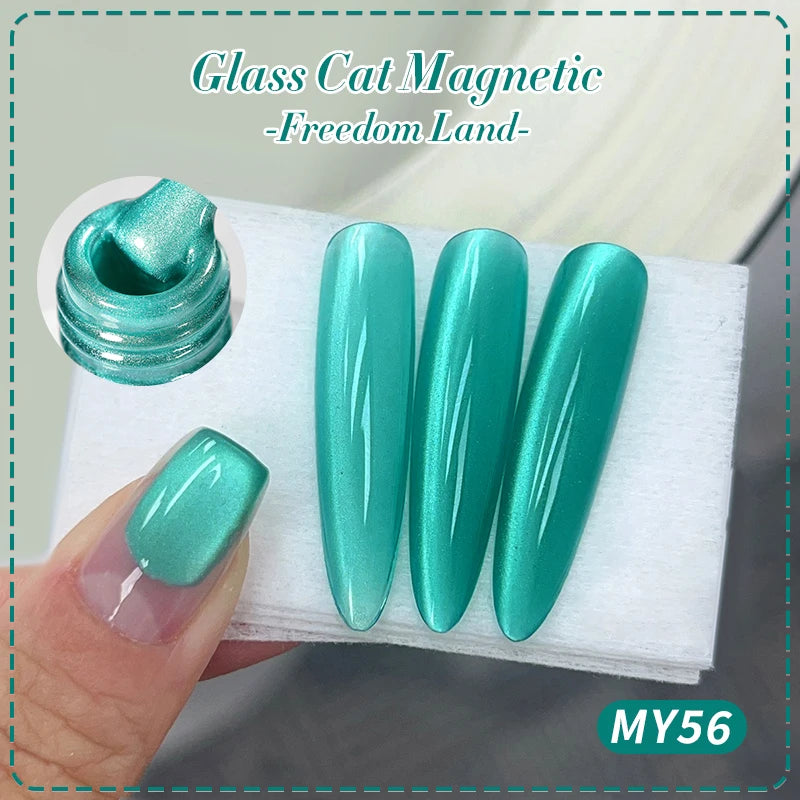 "Moonlight Cat Eye" Gel Manicure