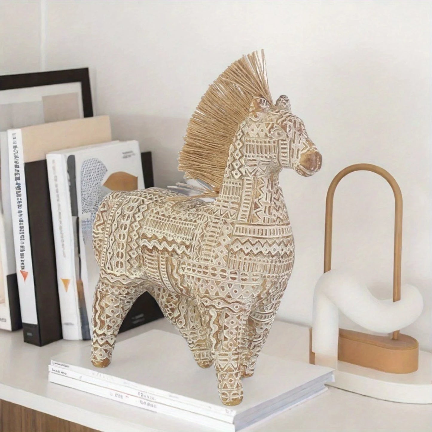 Modern Minimalist Home Decor, Pony Desktop