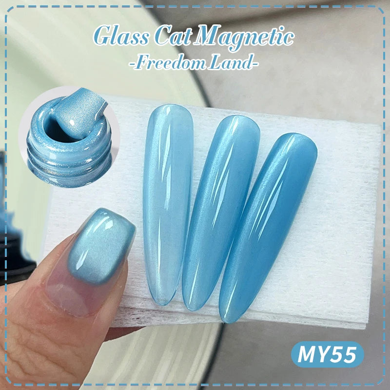 "Moonlight Cat Eye" Gel Manicure