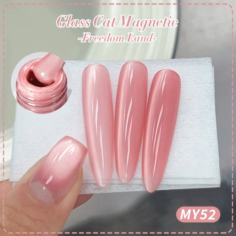 "Moonlight Cat Eye" Gel Manicure