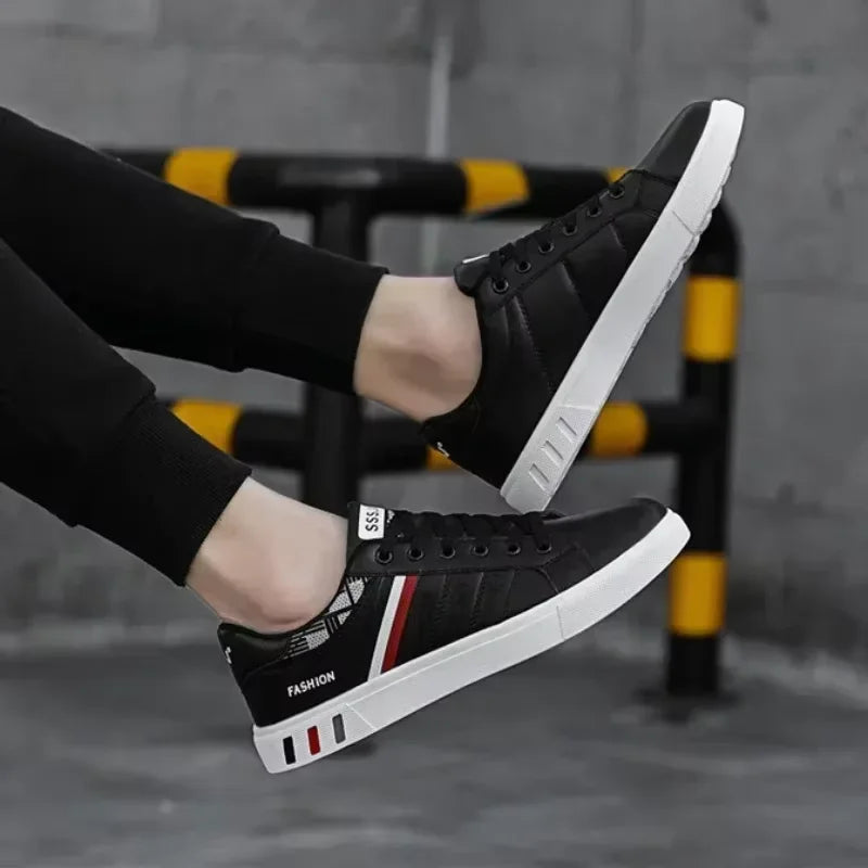 Men’s Flat Outdoor Vulcanized Sneakers