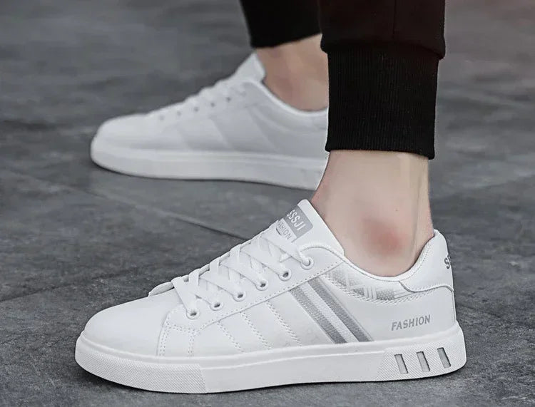 Men’s Flat Outdoor Vulcanized Sneakers